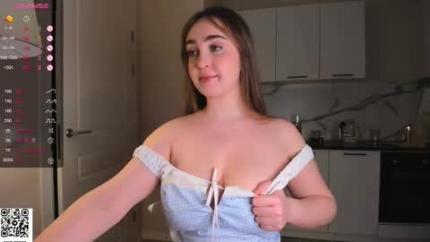 Snapshot of 3va_nyx chatting on February 2026 06:12:02 PM Eva online show from February 2026 06:12:02 PM