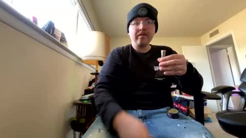 Snapshot of 420jizzva chatting on December 2024 06:02:02 PM Daddythickdick420 online show from December 2024 06:02:02 PM