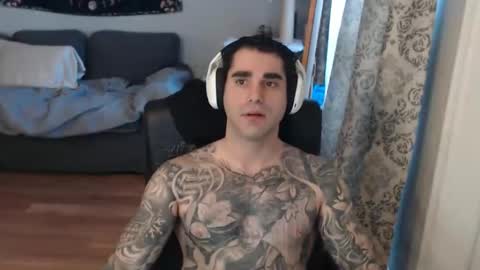 Snapshot of 420randomguy chatting on March 2026 01:17:01 PM Anomander Rake online show from March 2026 01:17:01 PM