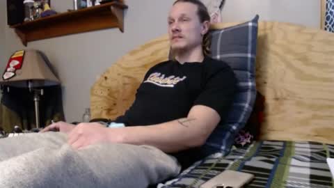 Snapshot of 420st chatting on December 2024 06:54:02 PM font size 3 FUN WITH DICK AND MARY JANEfont online show from December 2024 06:54:02 PM