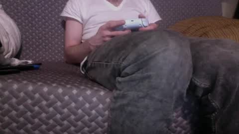 Chris online show from February 2025 01:00:02 PM