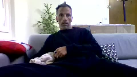 Num online show from October 2025 08:37:01 AM