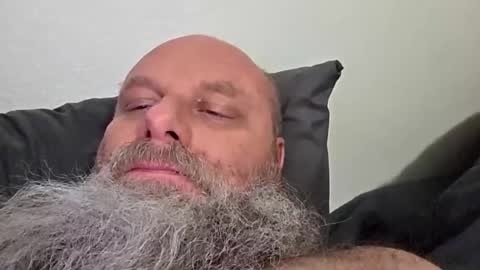 Snapshot of 69singledad79 chatting on June 2026 04:06:01 AM 69singledad79 online show from June 2026 04:06:01 AM