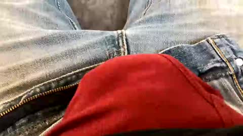 Snapshot of 6inchboytoy chatting on March 2025 06:54:01 PM 6inchboytoy online show from March 2025 06:54:01 PM