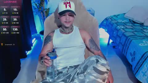 Snapshot of 777_stefantransmen chatting on September 2025 12:05:01 AM Stefan online show from September 2025 12:05:01 AM