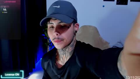 Snapshot of 777_stefantransmen chatting on November 2025 08:08:02 PM Stefan online show from November 2025 08:08:02 PM