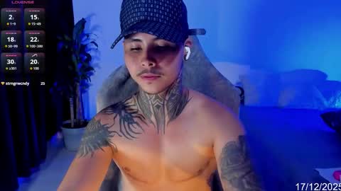 Snapshot of 777_stefantransmen chatting on December 2025 12:17:02 AM Stefan online show from December 2025 12:17:02 AM