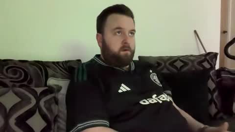 7celticguy7 online show from February 2025 03:25:01 AM