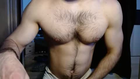 Snapshot of 8000zuerich chatting on April 2026 06:16:01 PM Nicolas online show from April 2026 06:16:01 PM