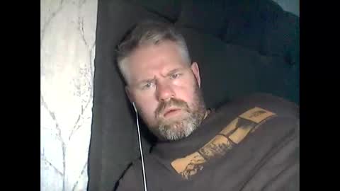 81jonnyx online show from November 2025 12:51:01 PM