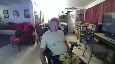 86406stud online show from December 2024 03:18:02 AM