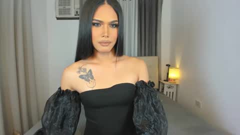 Snapshot of 8inchesmisstresscock chatting on December 2024 03:09:02 PM Kendalicious online show from December 2024 03:09:02 PM