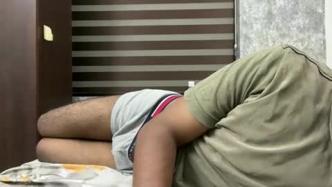 Skinny tight ass man online show from November 2025 07:46:02 PM