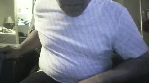 8inchthrobbincock online show from December 2025 11:48:01 AM