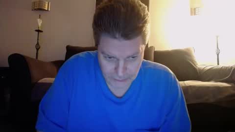 Snapshot of 989guy chatting on February 2025 11:00:01 PM 989guy online show from February 2025 11:00:01 PM