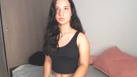 _abrill_20 online show from February 2026 09:11:02 PM