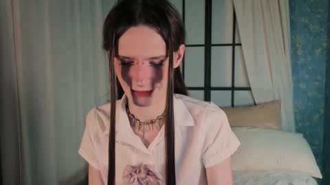 adrian online show from February 2026 05:22:02 AM