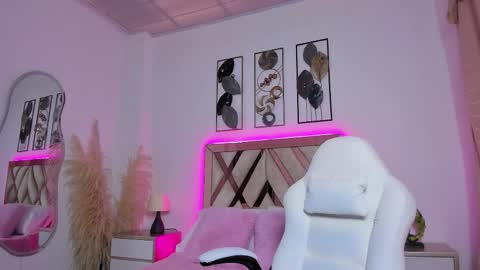  Akira  online show from November 2025 12:08:02 PM