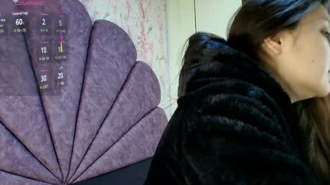 Snapshot of _alaia_collway_ chatting on May 2026 12:01:01 PM Alaia online show from May 2026 12:01:01 PM
