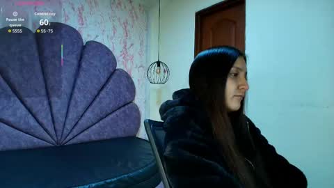 Snapshot of _alaia_collway_ chatting on May 2026 12:13:02 PM Alaia online show from May 2026 12:13:02 PM