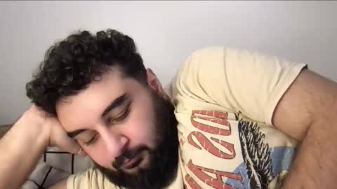 Snapshot of _alan_bear_ chatting on November 2025 08:25:02 AM Alan online show from November 2025 08:25:02 AM