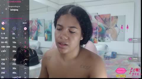 _alegriamartinez_ online show from November 2025 05:01:02 PM