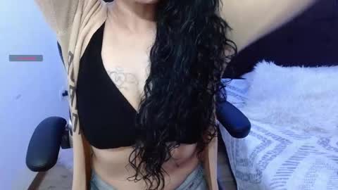 Alexandra online show from September 2025 04:38:02 AM