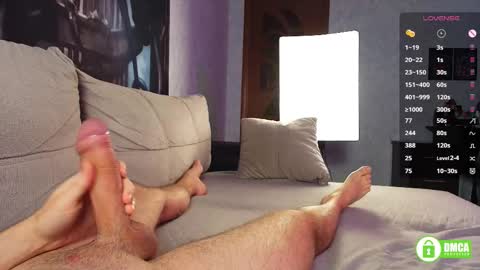 Alice Green     online show from October 2025 04:09:02 AM