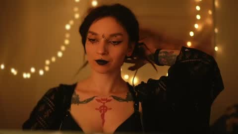Snapshot of _alicemorrison_ chatting on April 2026 06:27:02 PM Alice Morrison Mistress Datura online show from April 2026 06:27:02 PM