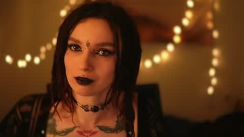 Snapshot of _alicemorrison_ chatting on April 2026 06:02:02 PM Alice Morrison Mistress Datura online show from April 2026 06:02:02 PM