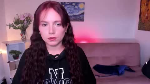Snapshot of _allisontyler chatting on June 2026 12:32:02 AM Allison online show from June 2026 12:32:02 AM