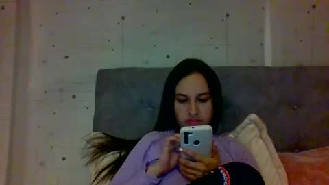 _alyson online show from December 2025 04:32:01 AM