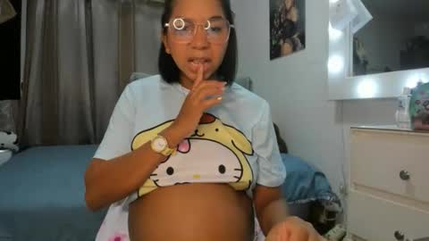 Snapshot of _analia chatting on April 2026 12:16:02 AM Analia online show from April 2026 12:16:02 AM