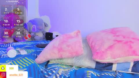 Snapshot of _anette chatting on September 2025 10:10:02 PM Anette online show from September 2025 10:10:02 PM