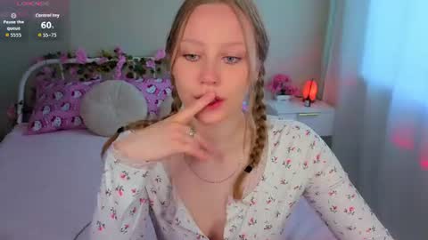 Snapshot of _angelblaze chatting on July 2026 05:23:02 AM _angelblaze online show from July 2026 05:23:02 AM