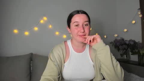 Anna online show from May 2026 06:15:02 PM