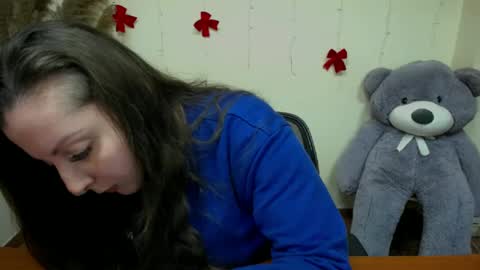 Anna online show from January 2025 10:22:01 AM