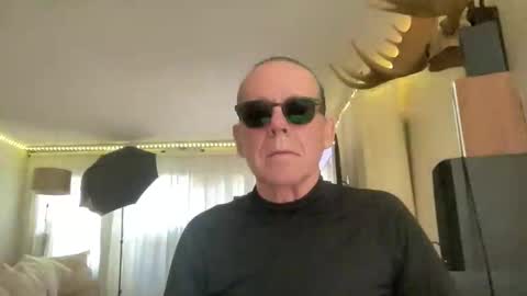 Snapshot of _anneonamouse chatting on April 2026 12:35:02 AM anneonamouse online show from April 2026 12:35:02 AM
