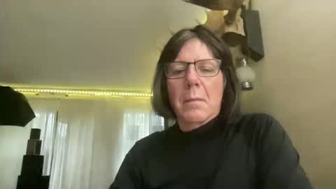 Snapshot of _anneonamouse chatting on May 2026 01:34:02 AM anneonamouse online show from May 2026 01:34:02 AM