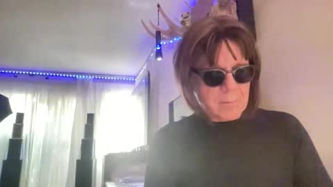 Snapshot of _anneonamouse chatting on May 2026 10:08:02 PM anneonamouse online show from May 2026 10:08:02 PM