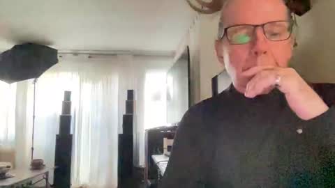 Snapshot of _anneonamouse chatting on May 2026 11:33:02 PM anneonamouse online show from May 2026 11:33:02 PM