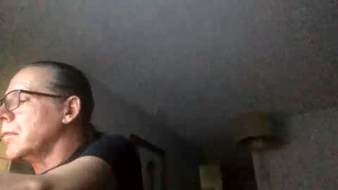 Snapshot of _anneonamouse chatting on May 2026 12:11:02 PM anneonamouse online show from May 2026 12:11:02 PM