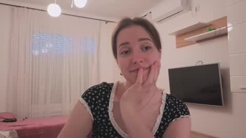 Anna online show from April 2026 12:02:01 PM