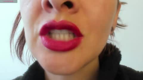 antonia online show from April 2026 02:55:02 PM