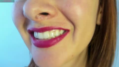 Snapshot of _antomouth_paradise chatting on April 2026 02:48:02 PM antonia online show from April 2026 02:48:02 PM