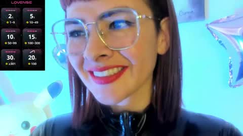 Snapshot of _antomouth_paradise chatting on May 2026 08:16:01 PM antonia online show from May 2026 08:16:01 PM