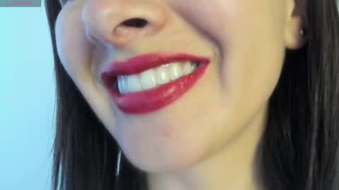 Snapshot of _antomouth_paradise chatting on May 2026 08:10:02 PM antonia online show from May 2026 08:10:02 PM