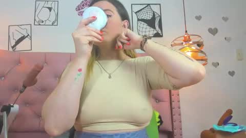 _antonella_11 online show from October 2025 08:03:02 PM