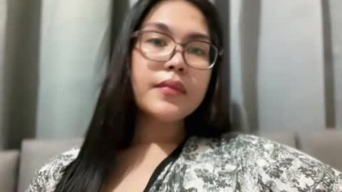 Snapshot of _aphroditee_ chatting on March 2026 07:54:02 AM Jhiane online show from March 2026 07:54:02 AM