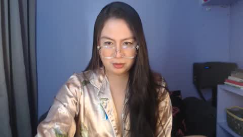 Snapshot of _arah chatting on May 2026 10:00:01 AM arah online show from May 2026 10:00:01 AM